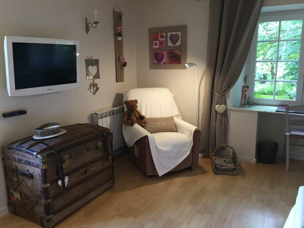 Bed and Breakfast Le Moulin De La Castellerie Moon-sur-Elle Exterior foto