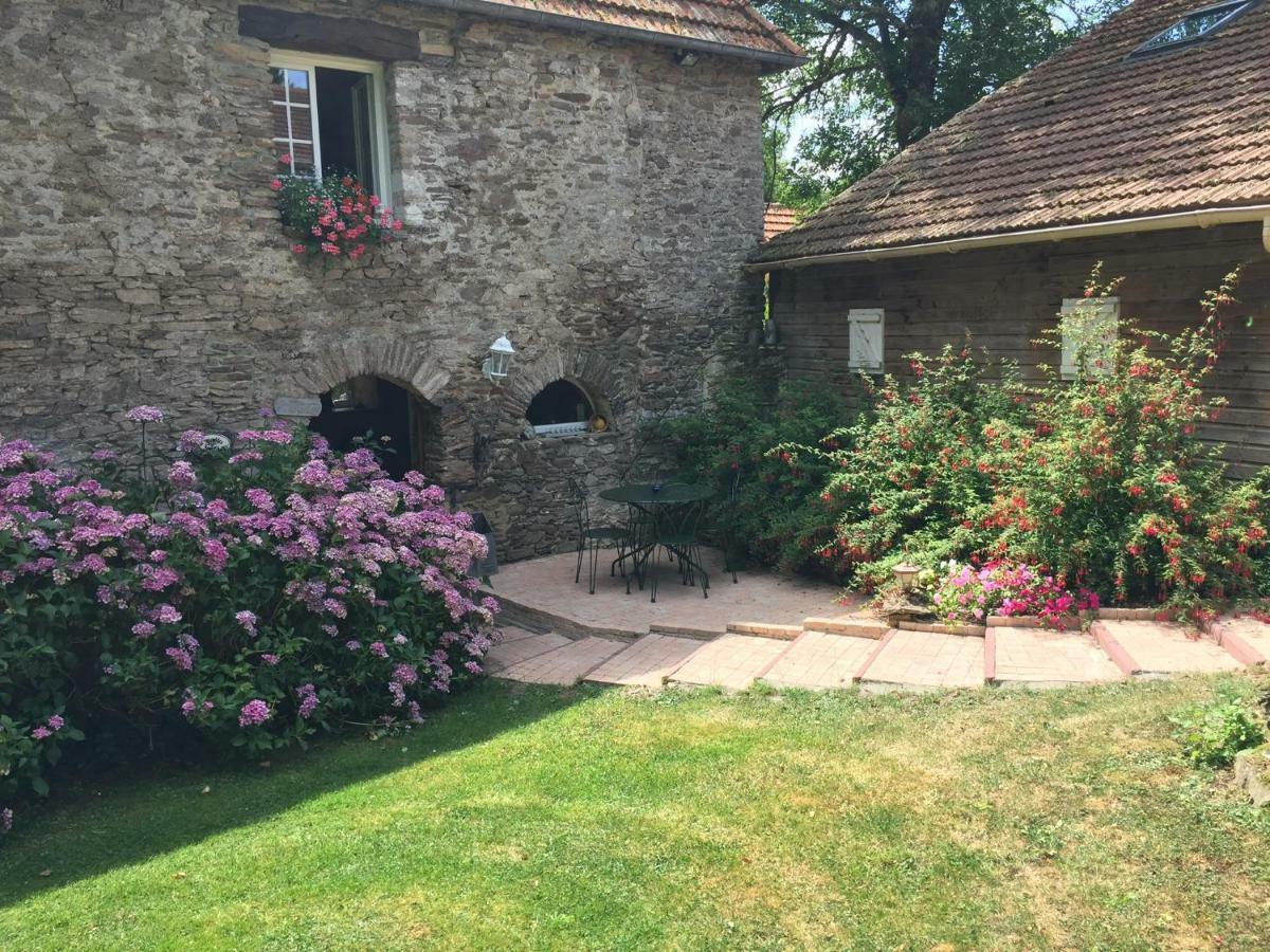 Bed and Breakfast Le Moulin De La Castellerie Moon-sur-Elle Exterior foto